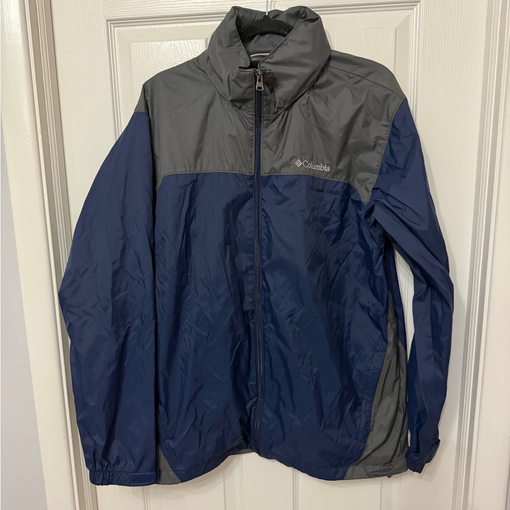 COLUMBIA men’s windbreaker navy and grey jacket with packable hood size large